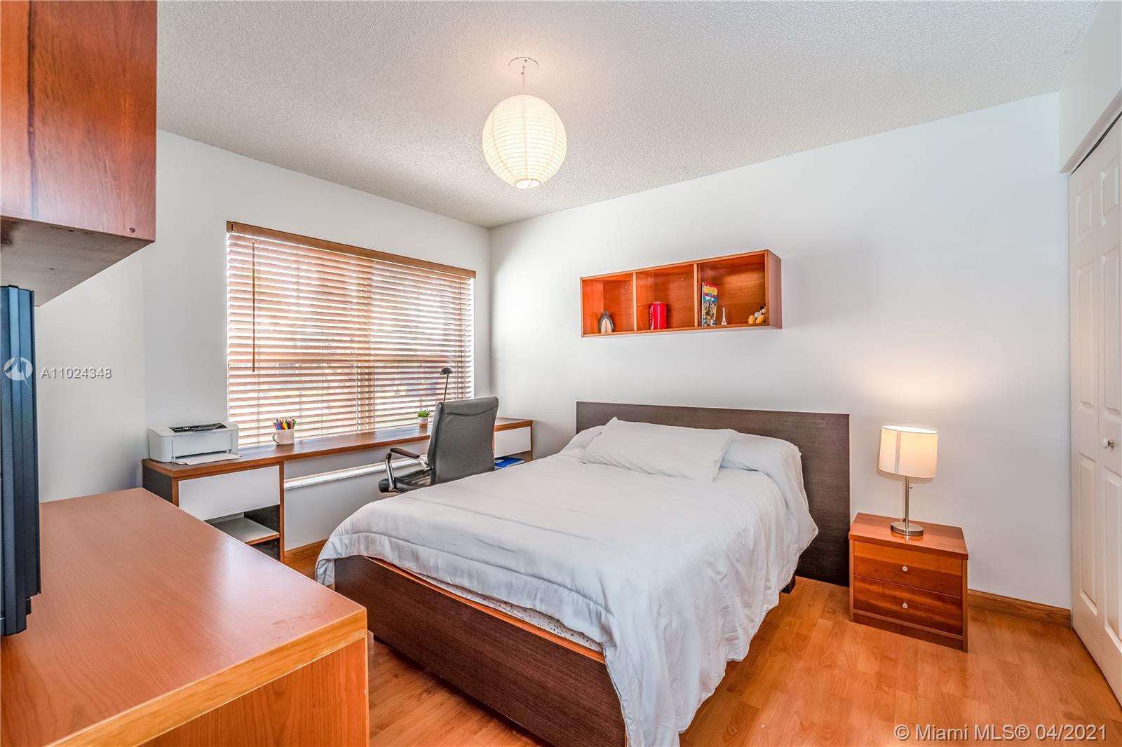 Pembroke Shores - Residential