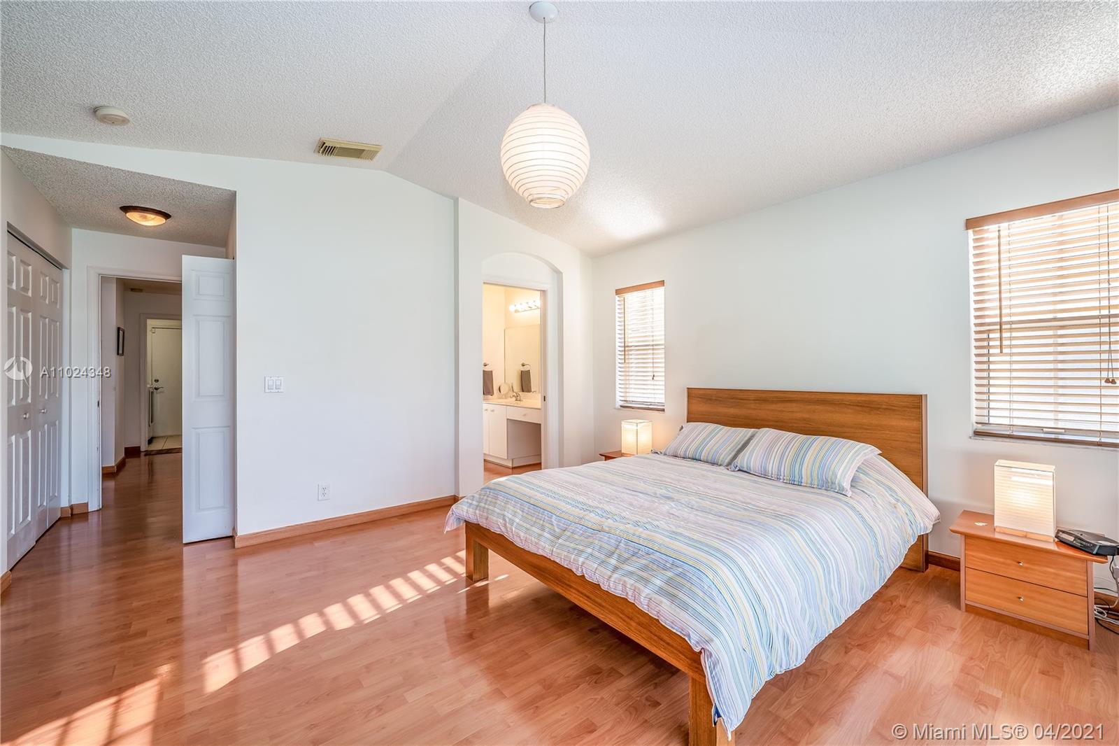 Pembroke Shores - Residential