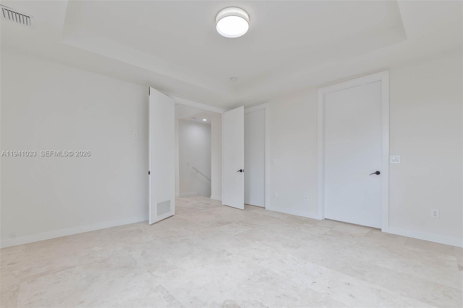 Madeira Townhomes - Residential