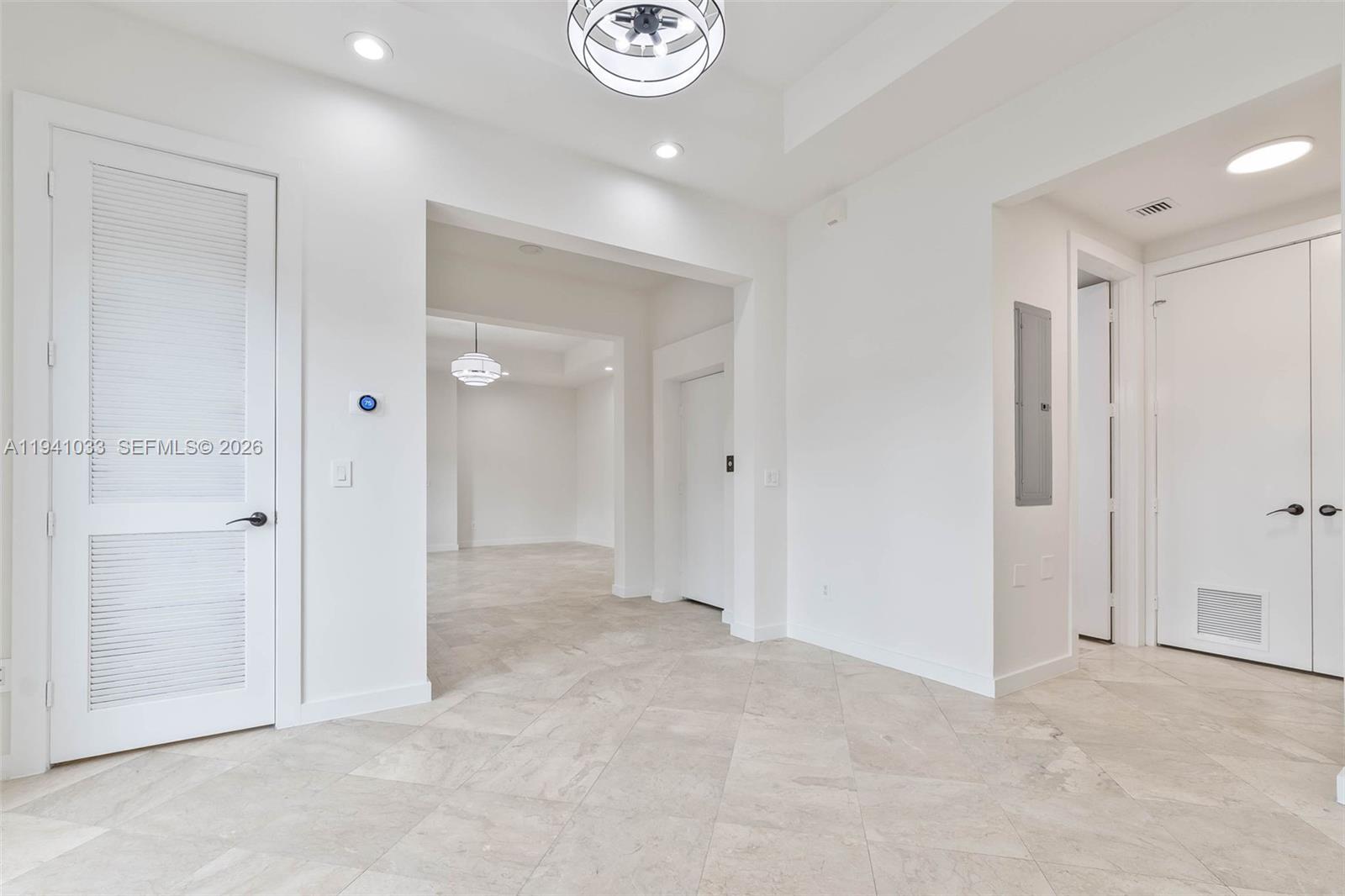 Madeira Townhomes - Residential