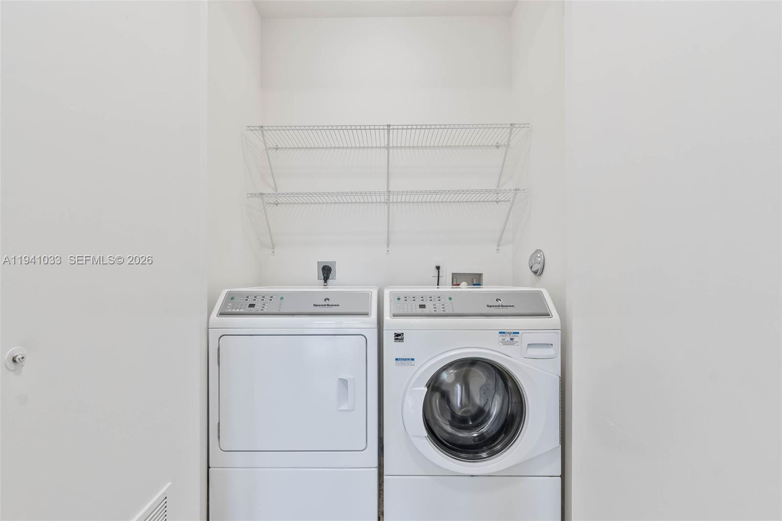 Madeira Townhomes - Residential