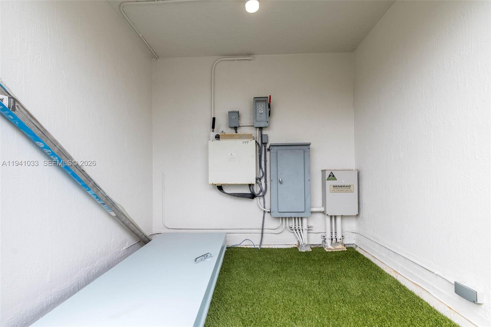 Madeira Townhomes - Residential