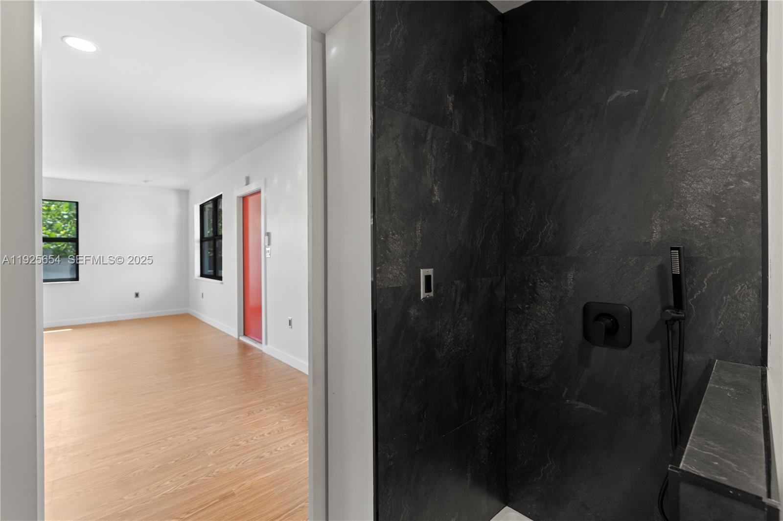 RAINBOW PARK - Residential