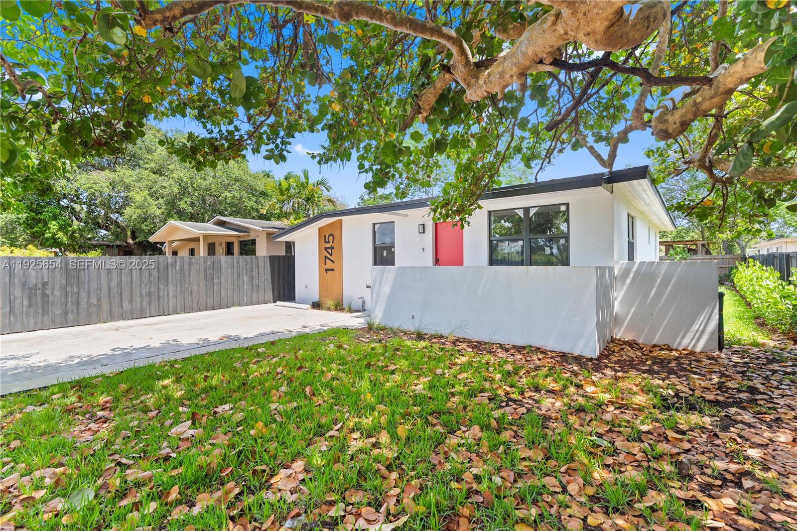 RAINBOW PARK - Residential