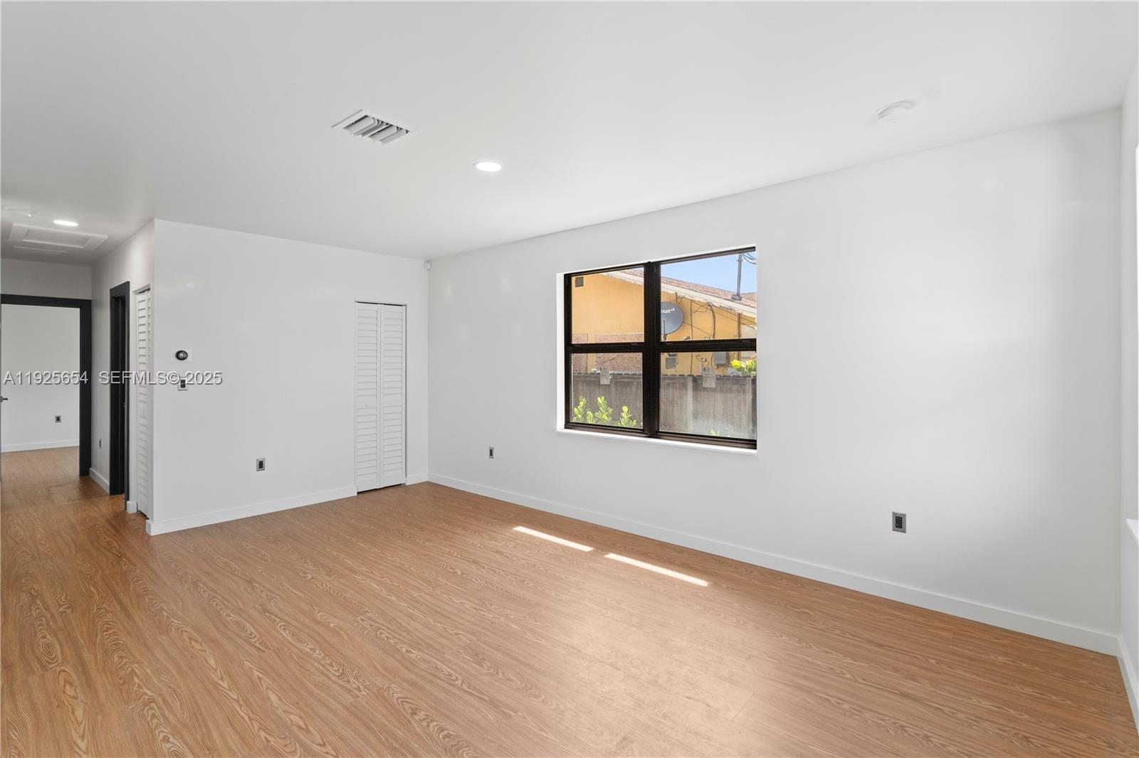 RAINBOW PARK - Residential