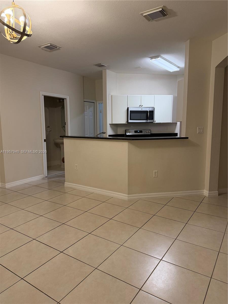 CENTURY GARDENS AT TAMIAM - Residential Lease