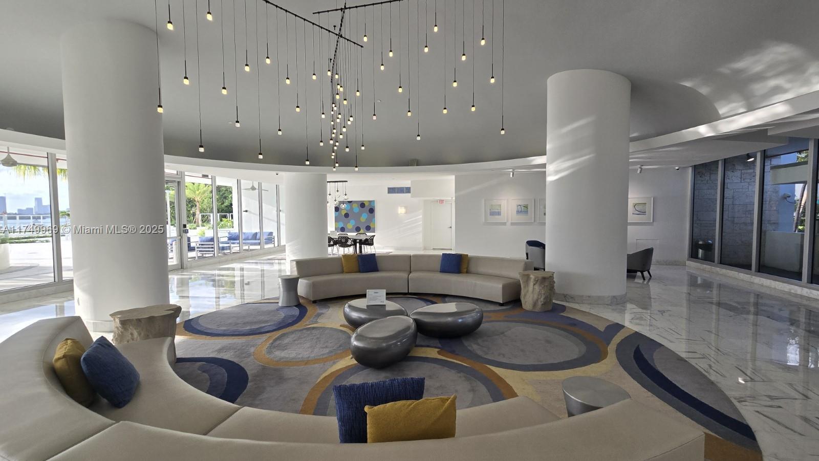 MIRADOR 1000 CONDO - Residential