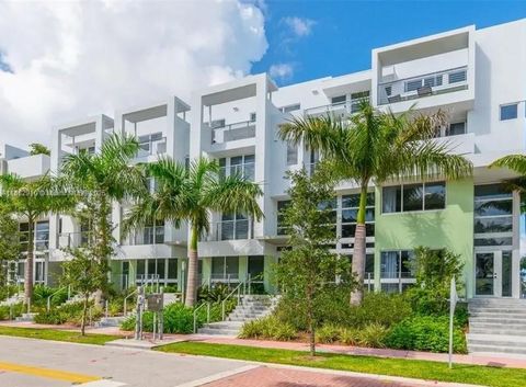 Photo of 89 N Shore Dr, Miami Beach, FL 33141 (MLS # A11882910)
