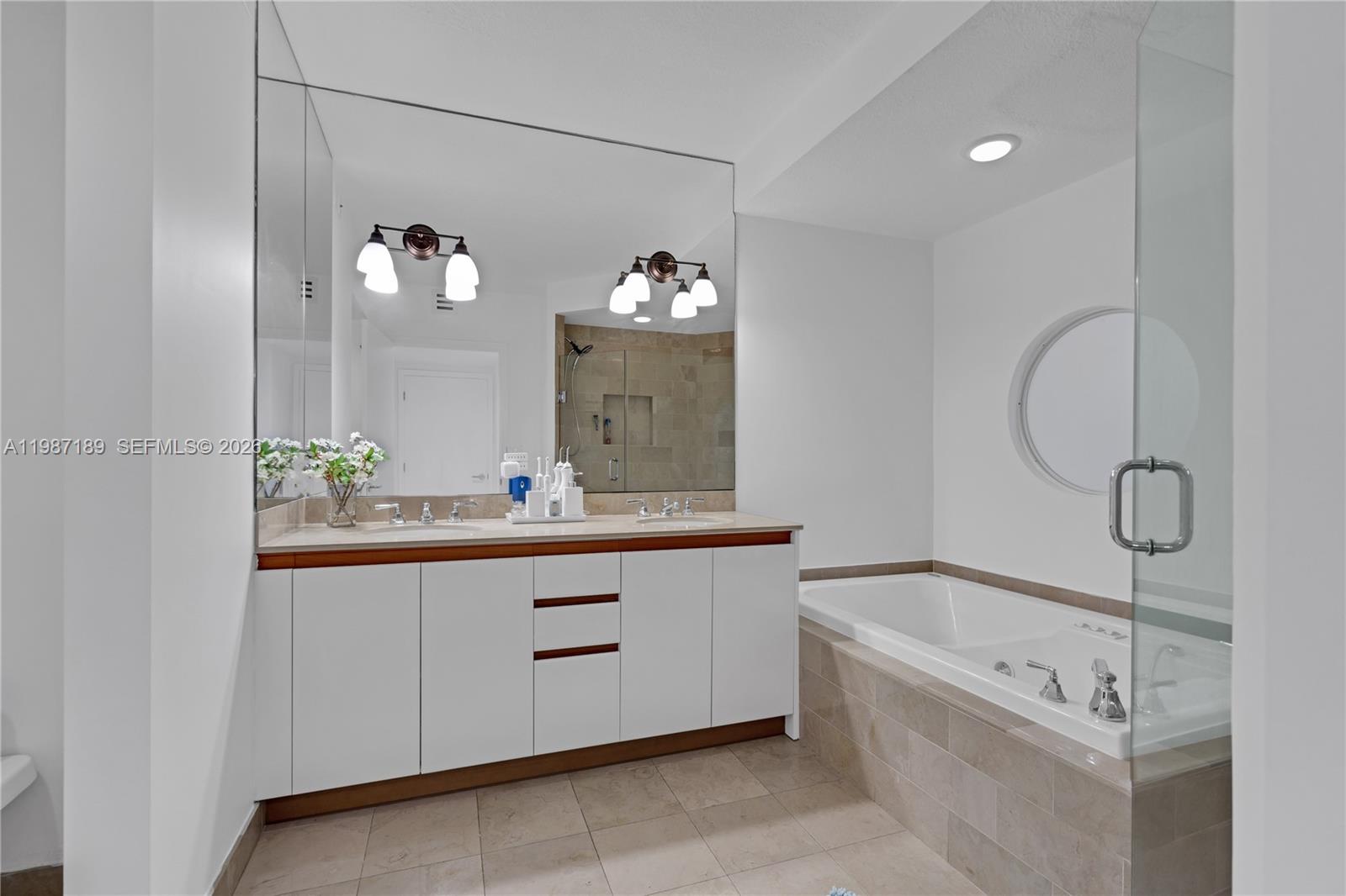 1500 OCEAN DRIVE CONDO - Residential Lease