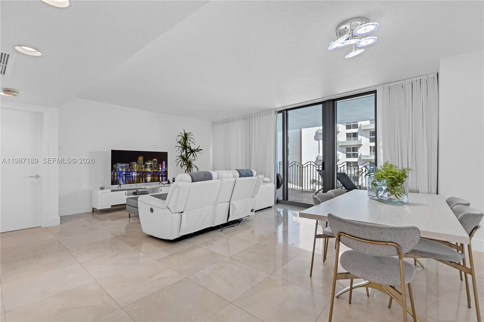 1500 Ocean Dr 505
