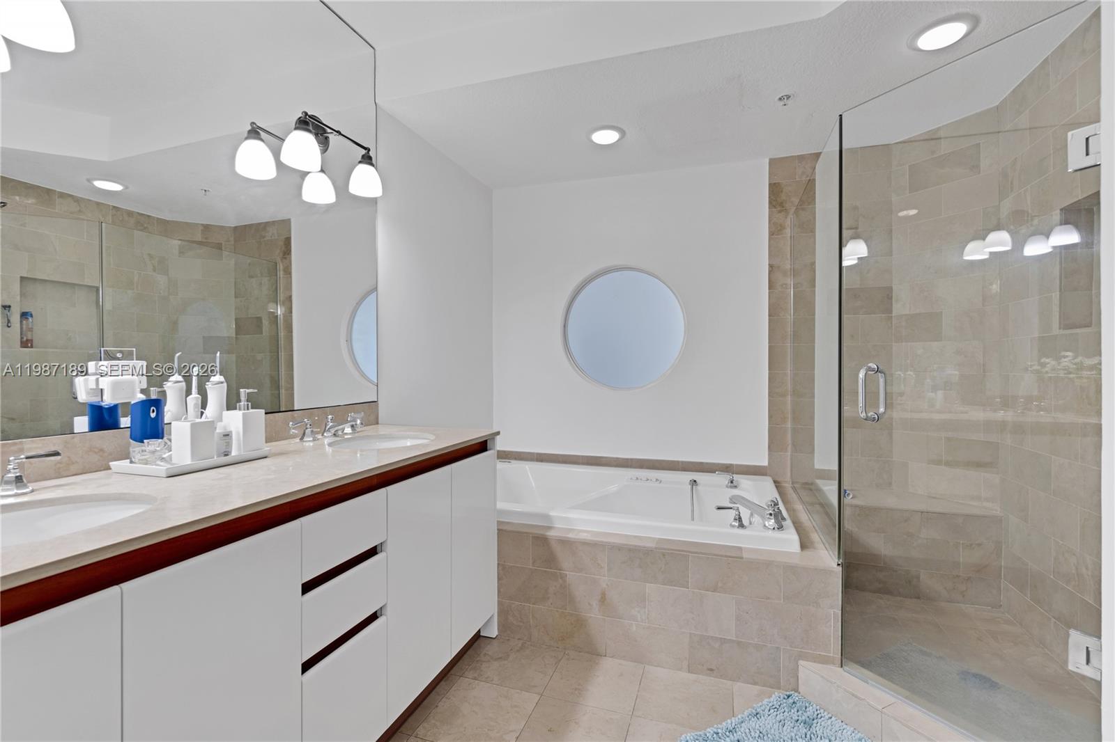 1500 OCEAN DRIVE CONDO - Residential Lease