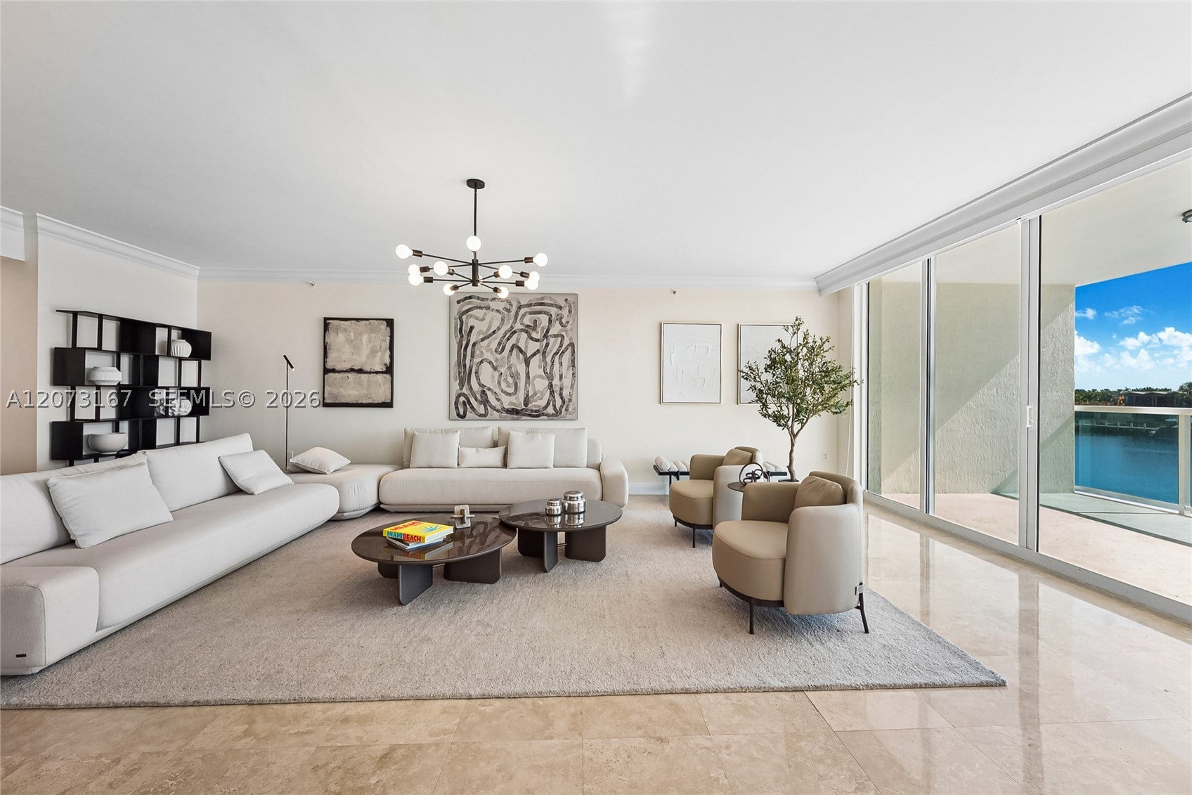 20201 E Country Club Dr 308