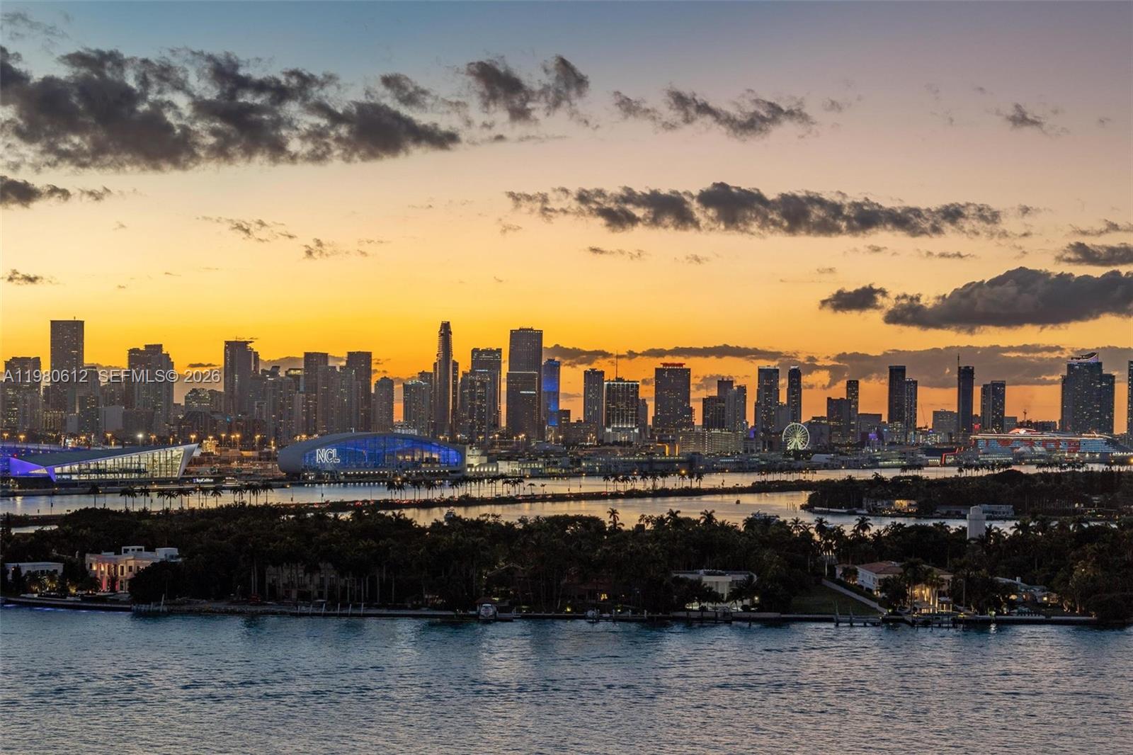 THE FLORIDIAN CONDO - Residential Lease