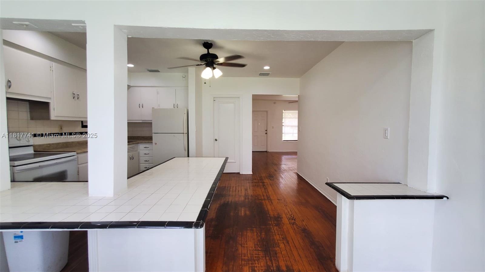 2322 Wilson St 0