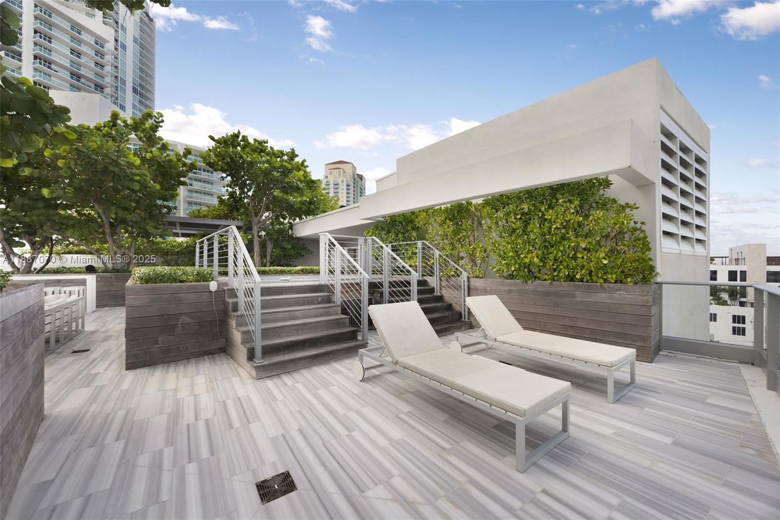 MAREA CONDO - Residential
