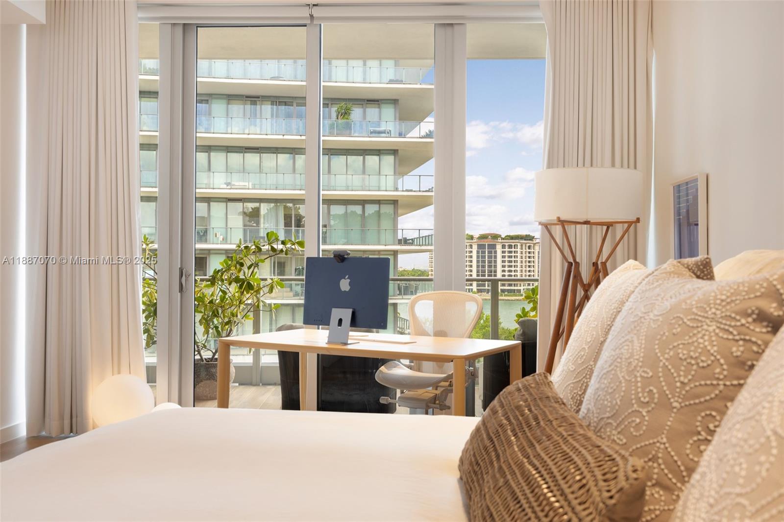 MAREA CONDO - Residential