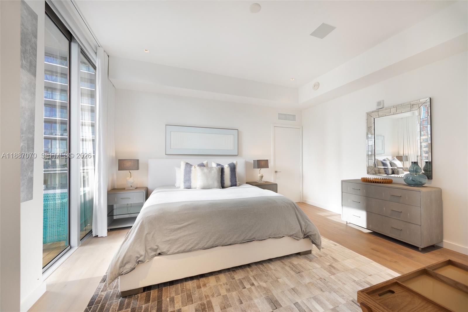 MAREA CONDO - Residential