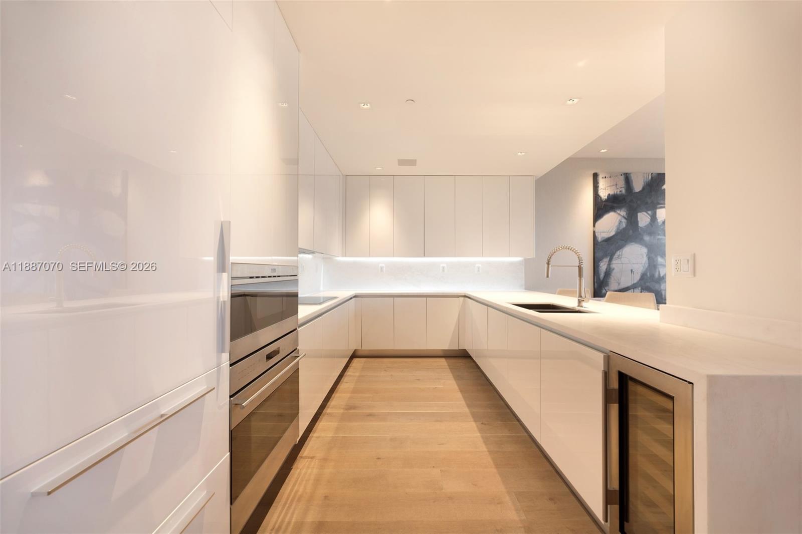 MAREA CONDO - Residential