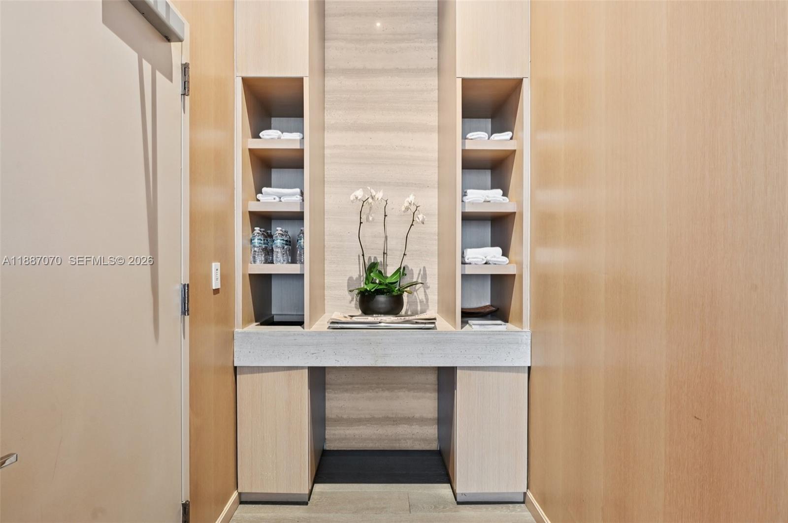 MAREA CONDO - Residential