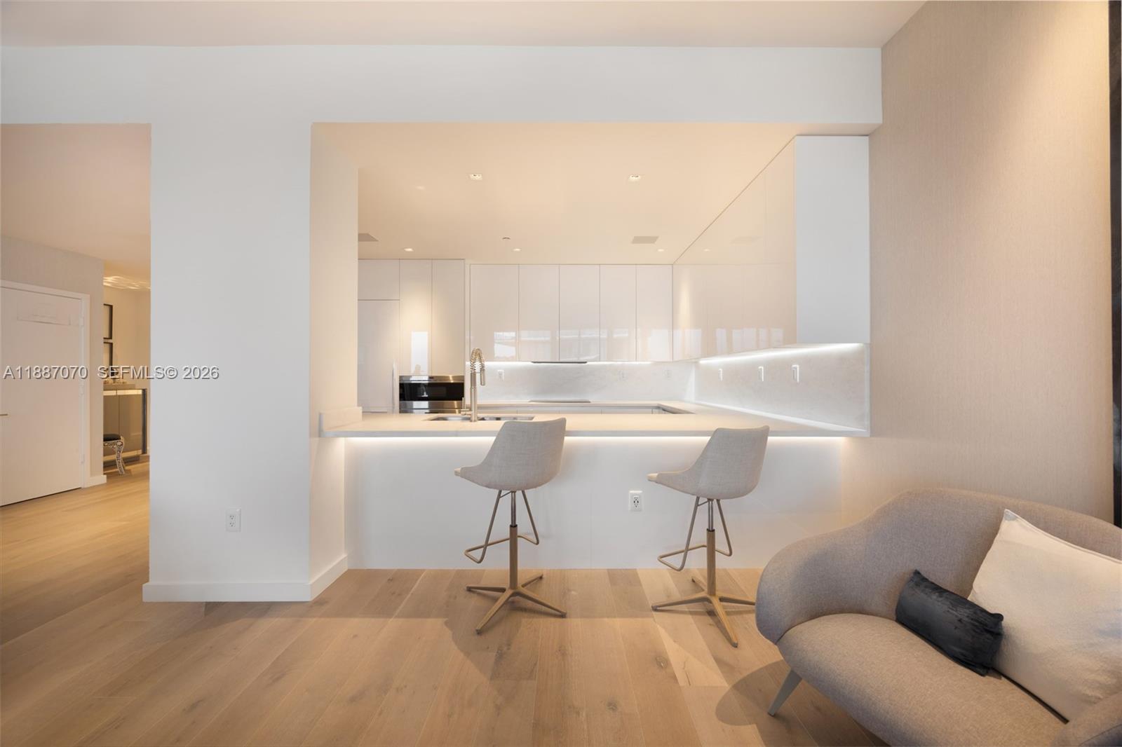 MAREA CONDO - Residential