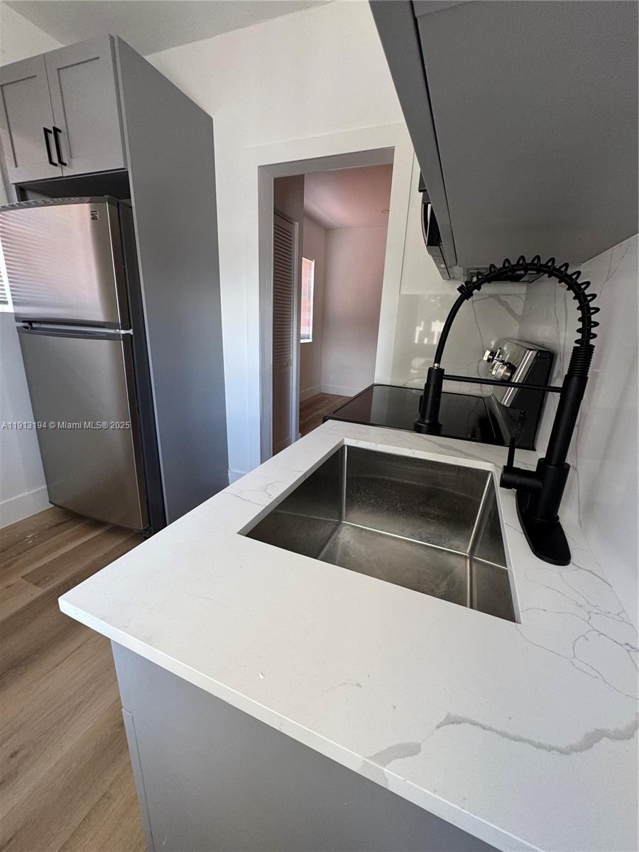 LE JEUNE ADDN SEC 1 - Residential Lease