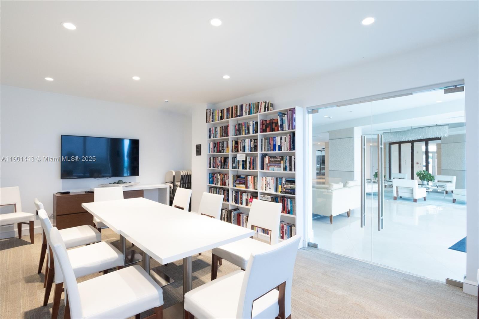 Sabal Point Apartments - Residential