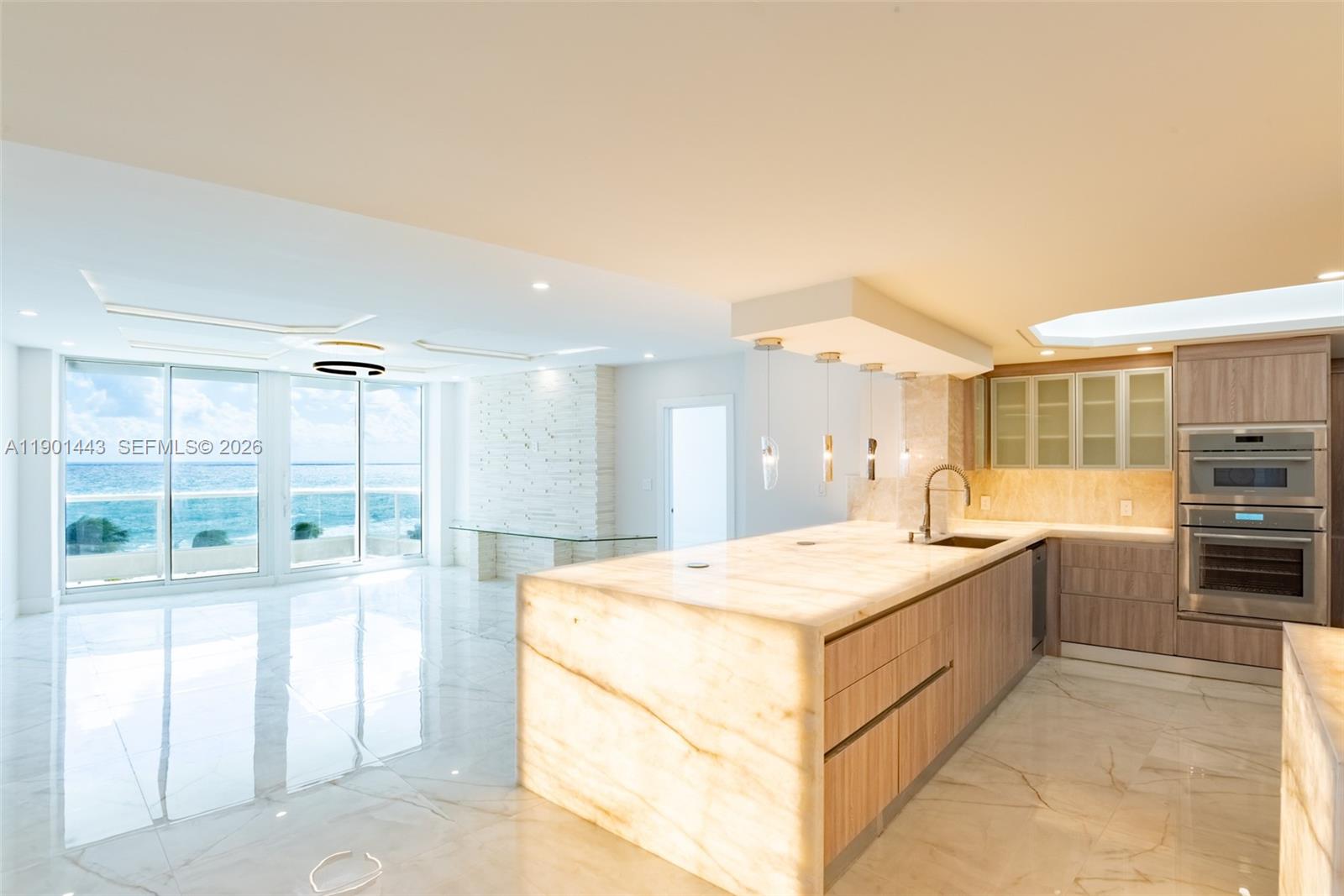 700 S Ocean Blvd 504