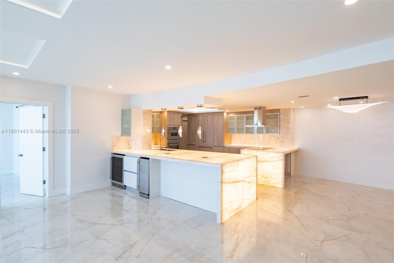 Sabal Point Apartments - Residential