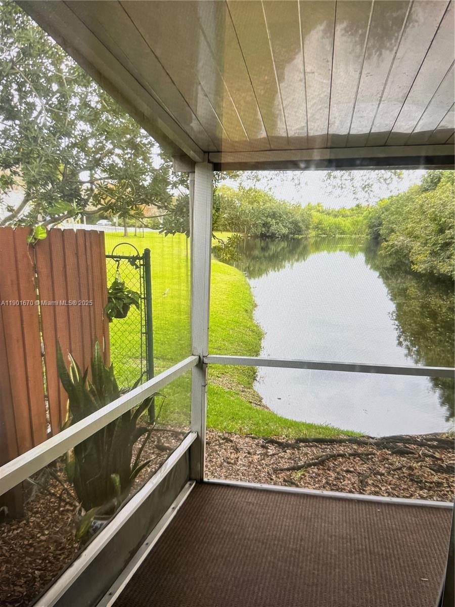 OAK LAKES - Residential