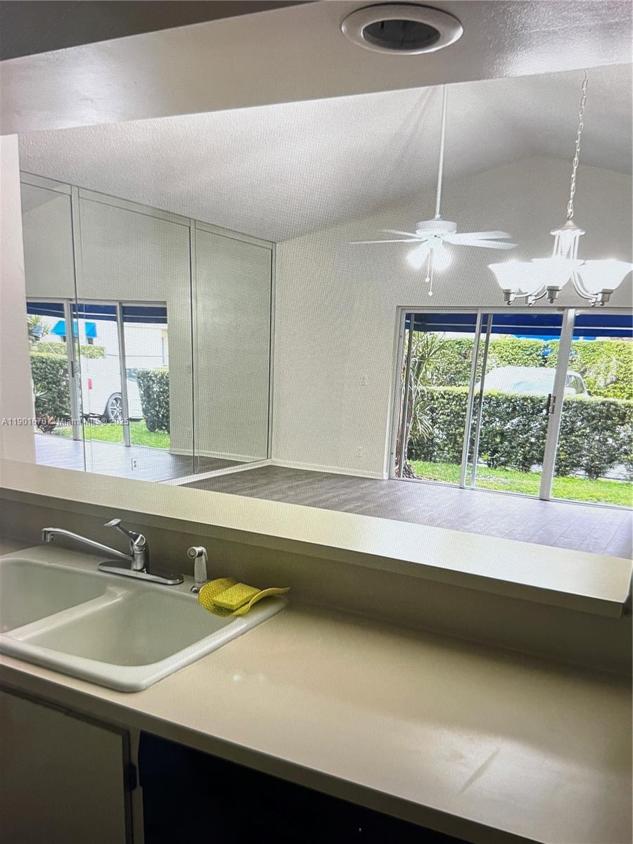 OAK LAKES - Residential