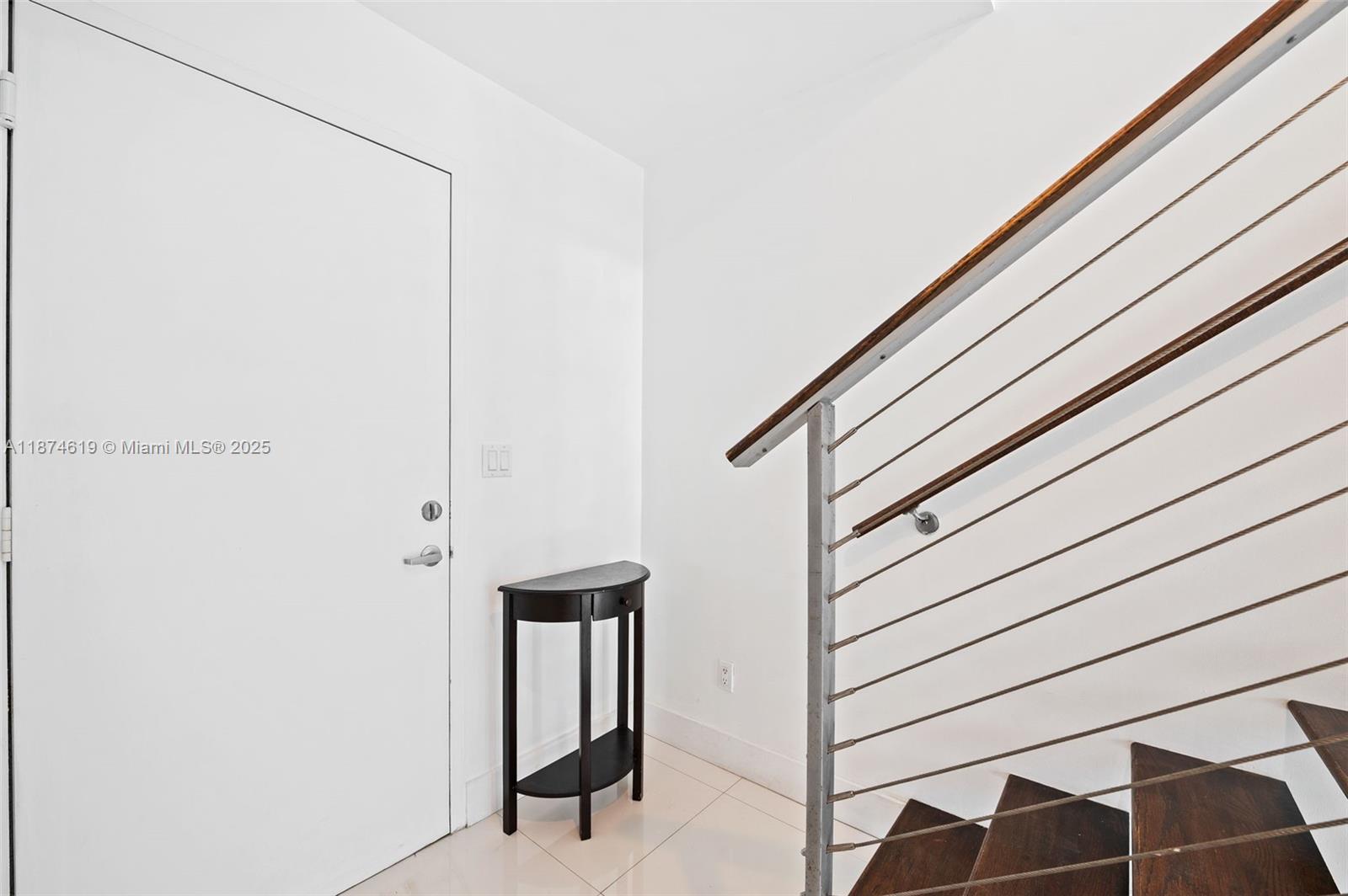 NEOVERTIKA - Residential