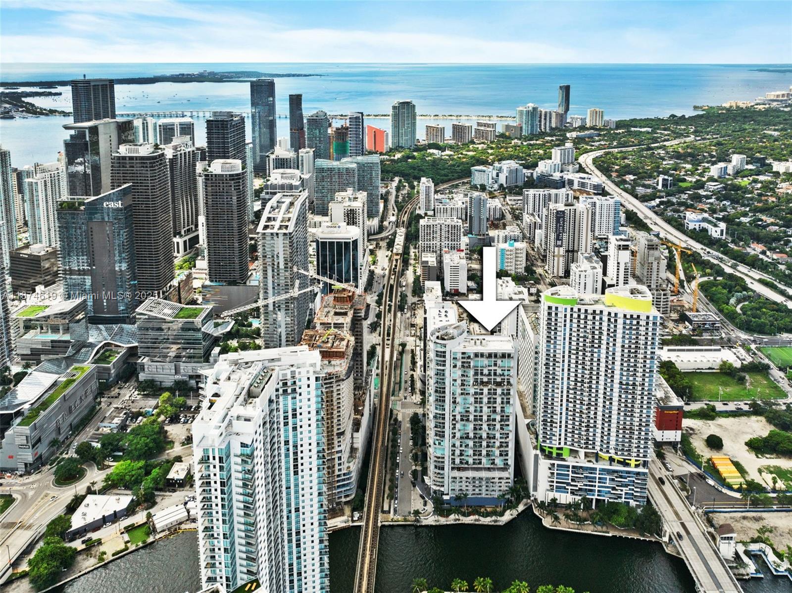 NEOVERTIKA - Residential