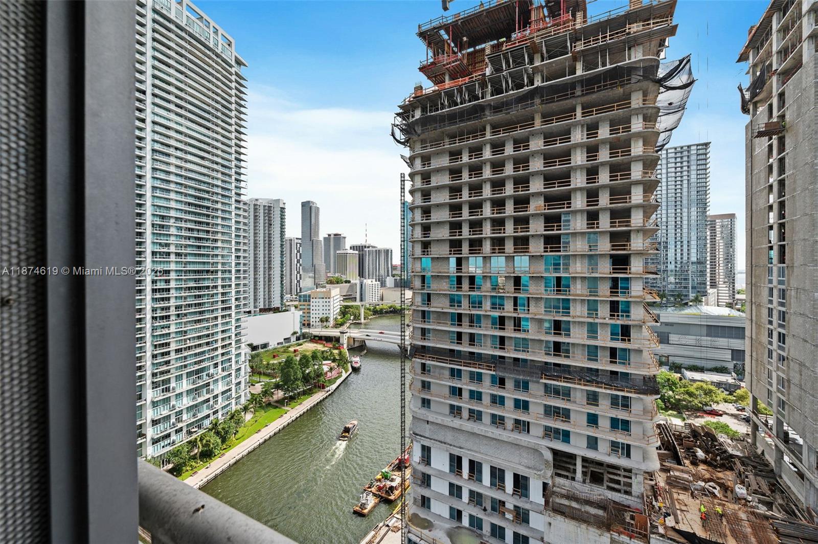 NEOVERTIKA - Residential