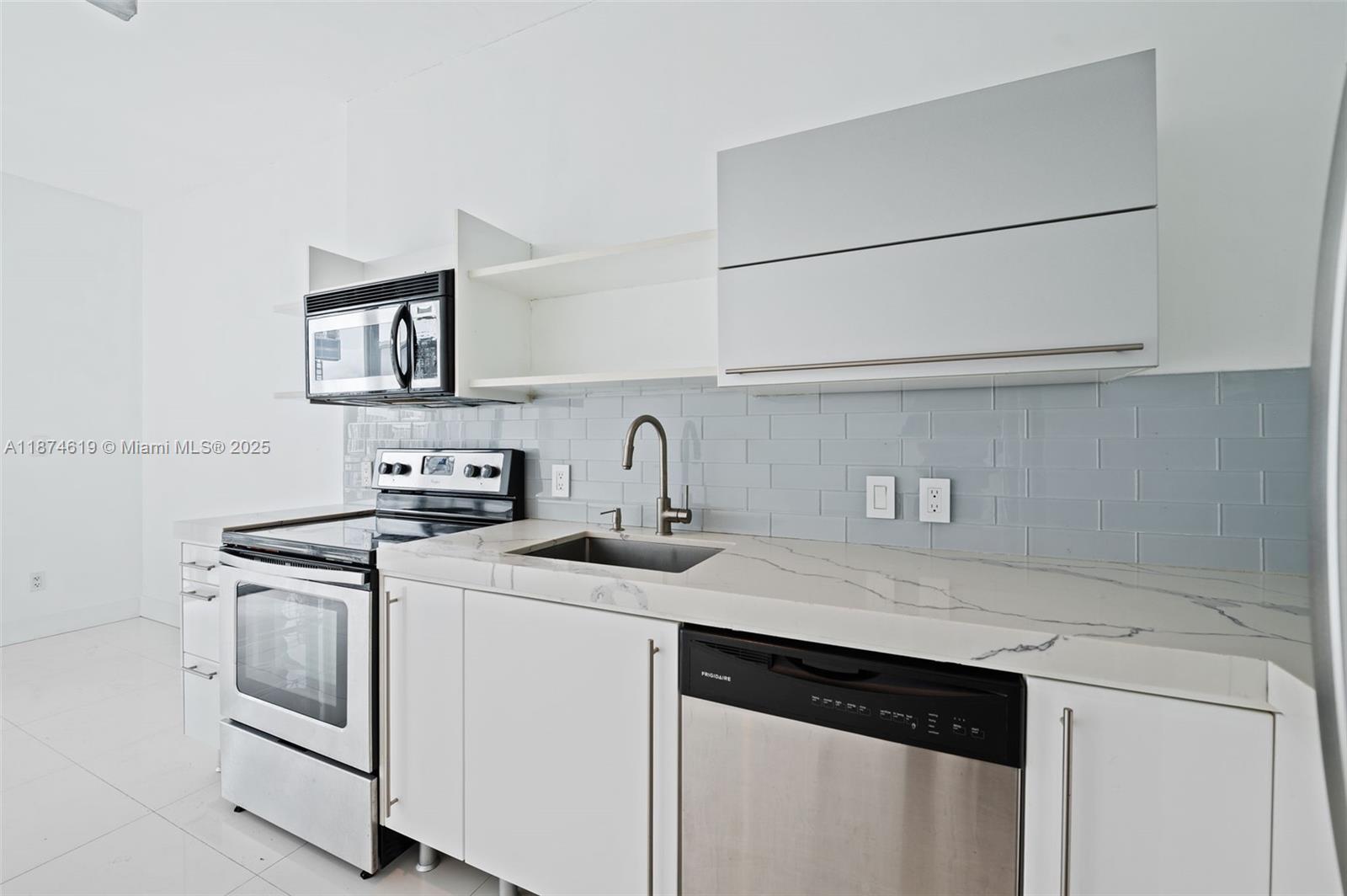 NEOVERTIKA - Residential