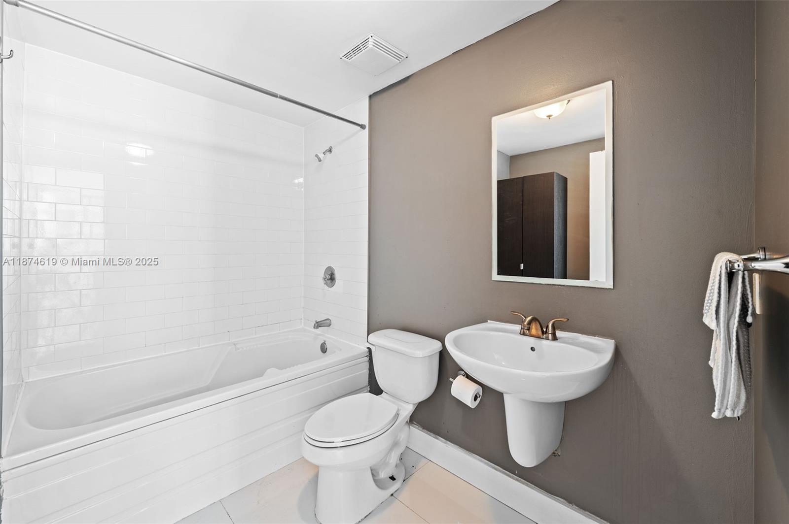 NEOVERTIKA - Residential