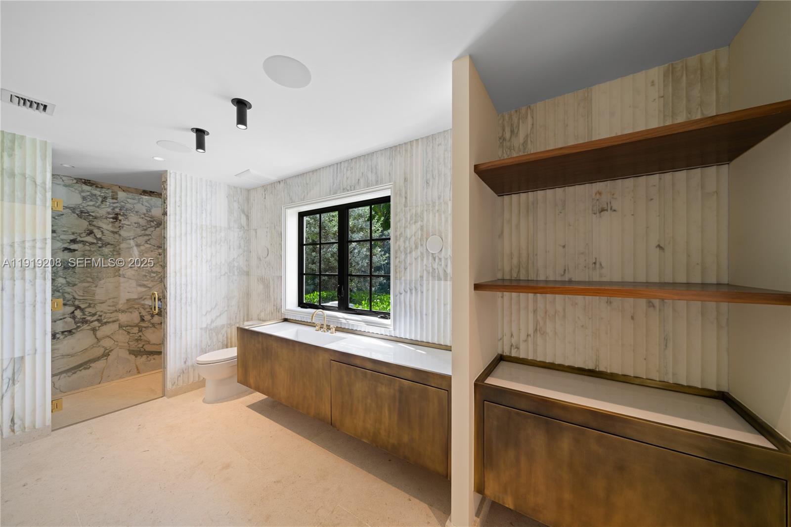 CORAL GABLES SEC E - Residential