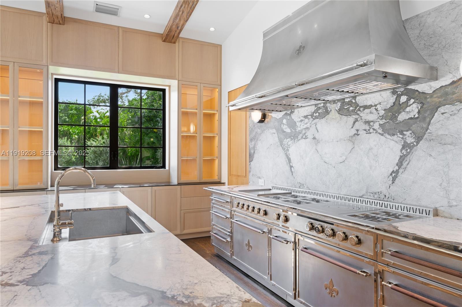 CORAL GABLES SEC E - Residential