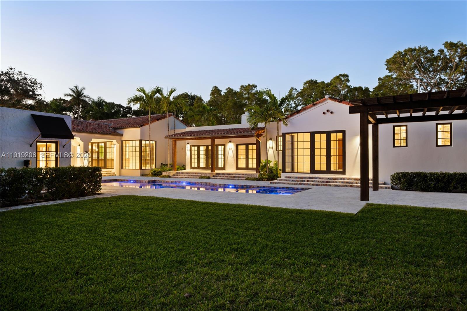 CORAL GABLES SEC E - Residential