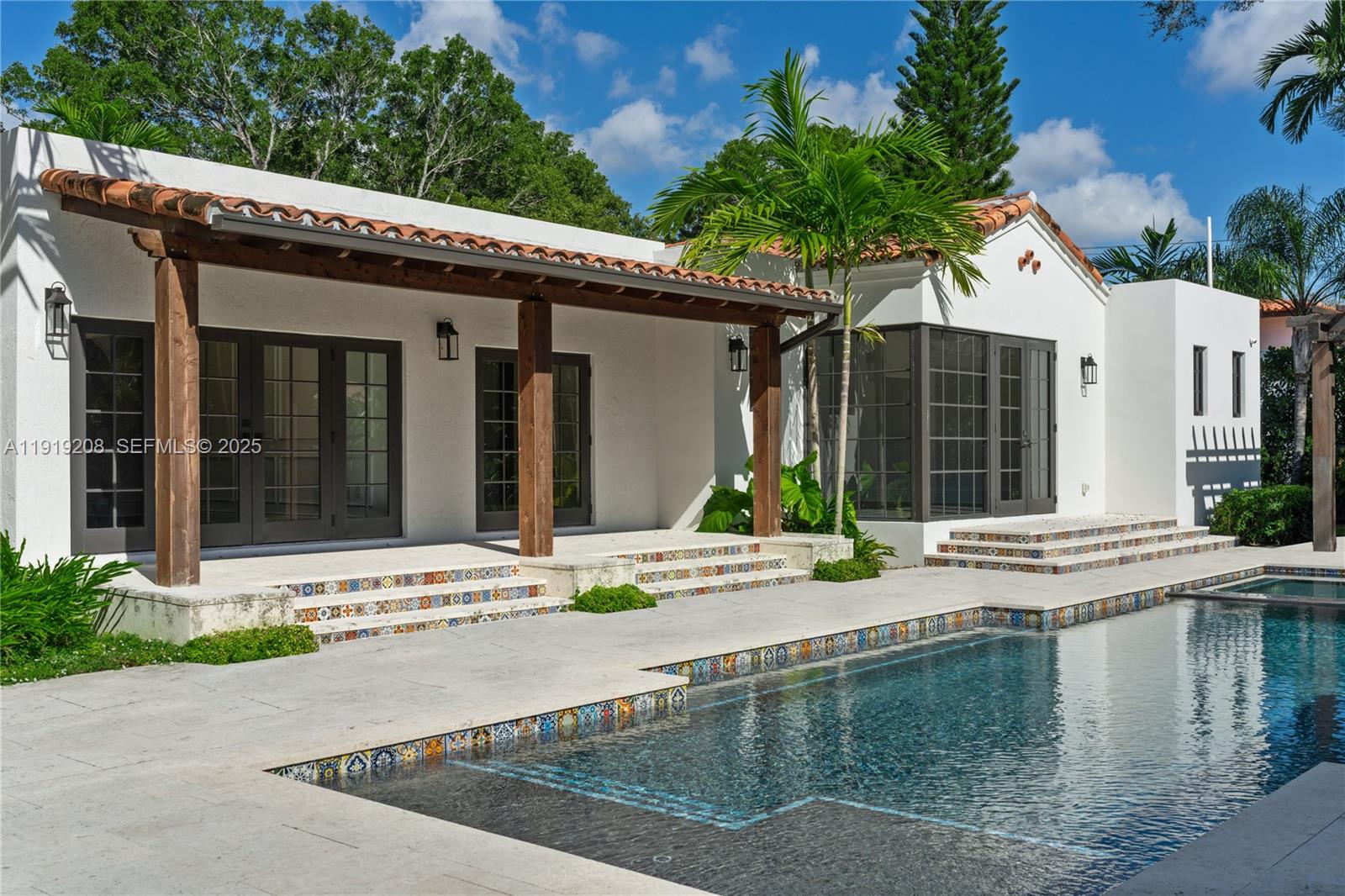 CORAL GABLES SEC E - Residential