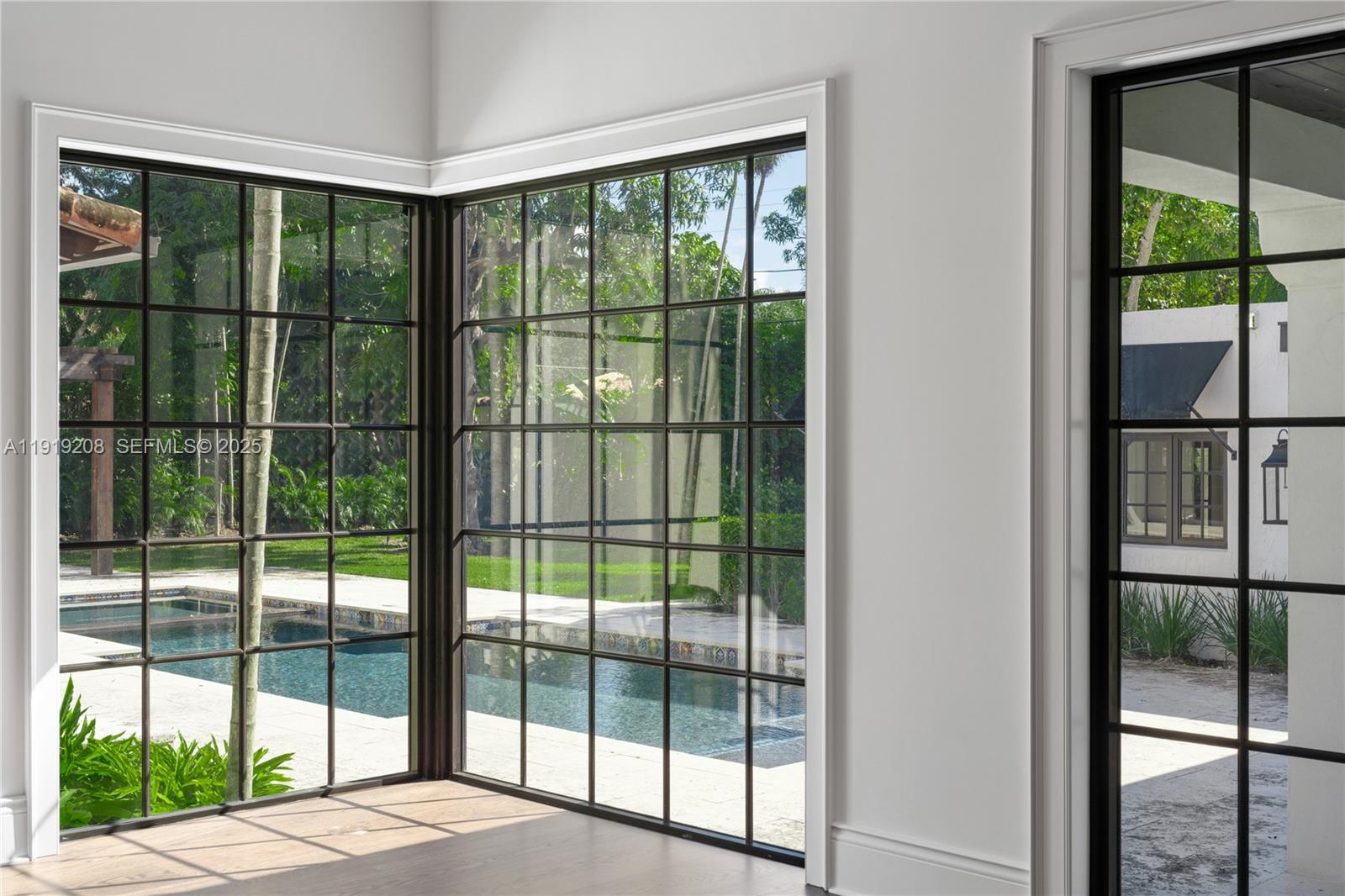 CORAL GABLES SEC E - Residential