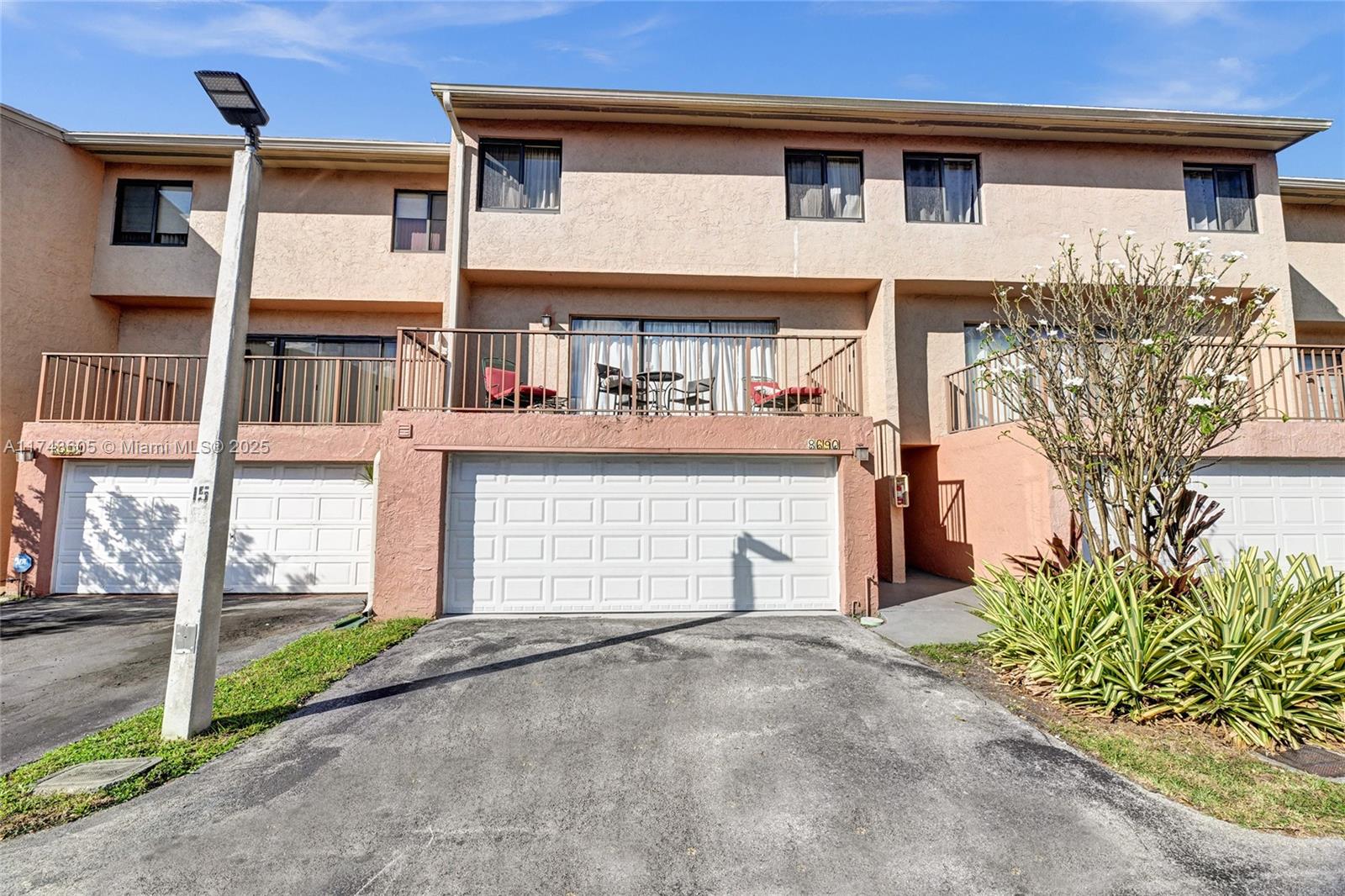 SUNCREST TOWNHOUSE CONDO - Residential