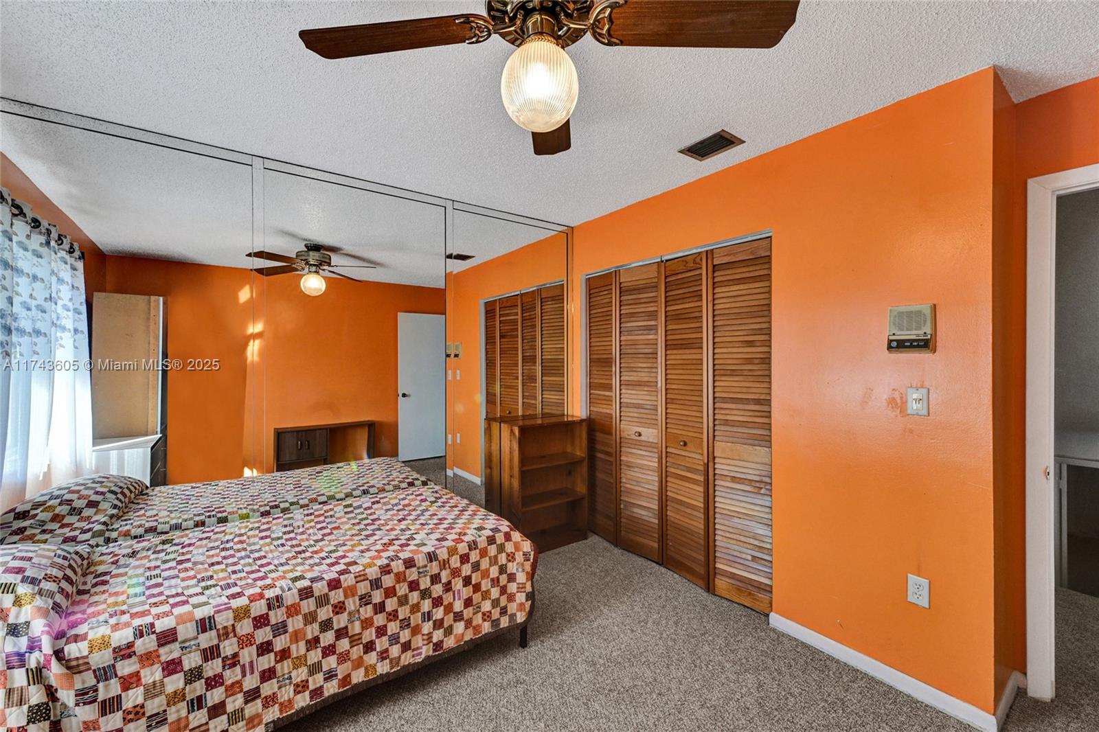 SUNCREST TOWNHOUSE CONDO - Residential