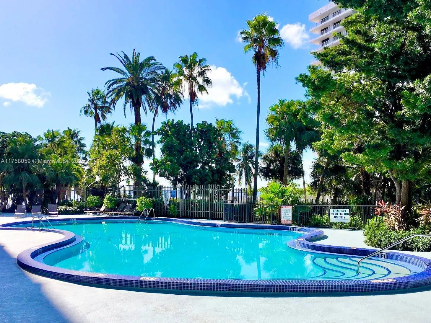 Miami, Florida 33131, United States, 2 Bedrooms Bedrooms, ,2 BathroomsBathrooms,Residential,Active,86103