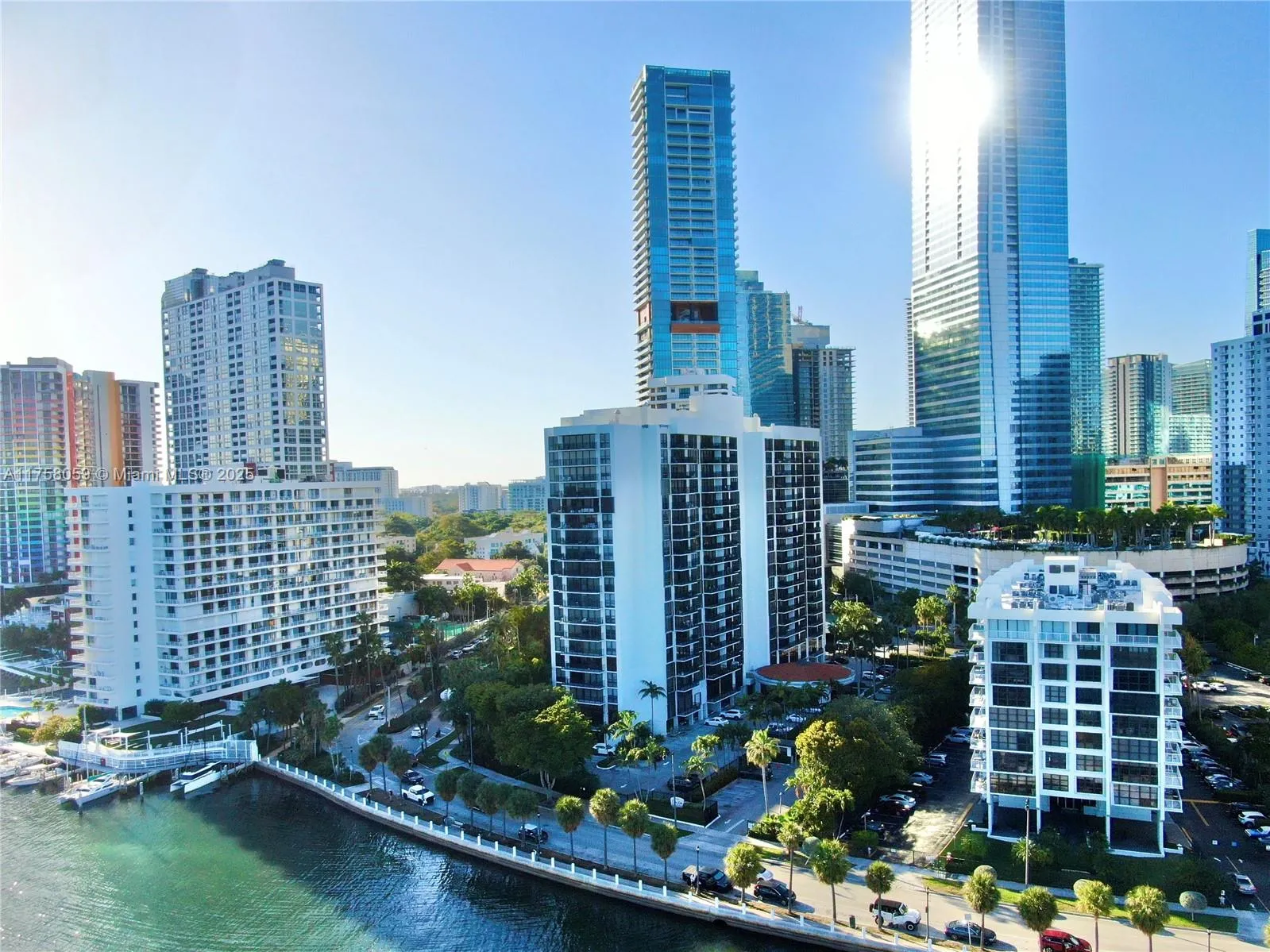 Miami, Florida 33131, United States, 2 Bedrooms Bedrooms, ,2 BathroomsBathrooms,Residential,Active,86103