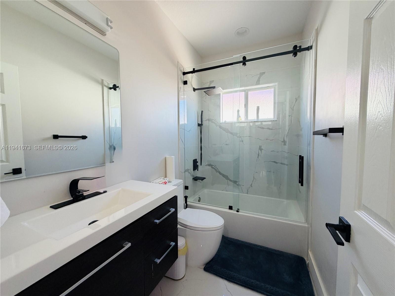 LAKES BY THE BAY KAYE - Residential