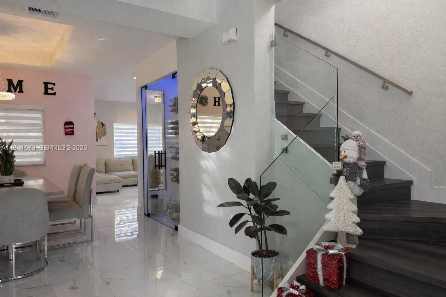 LAKES BY THE BAY KAYE - Residential