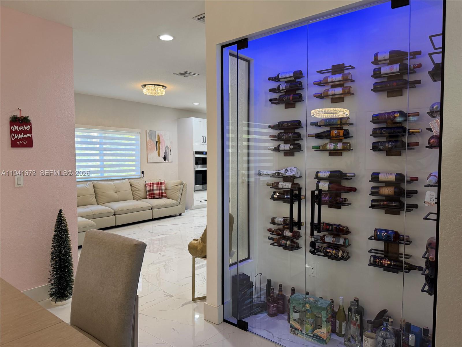 LAKES BY THE BAY KAYE - Residential