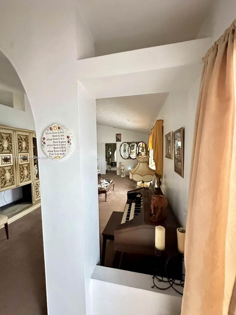 SOUTH BEND LAKE ESTATES U - Residential