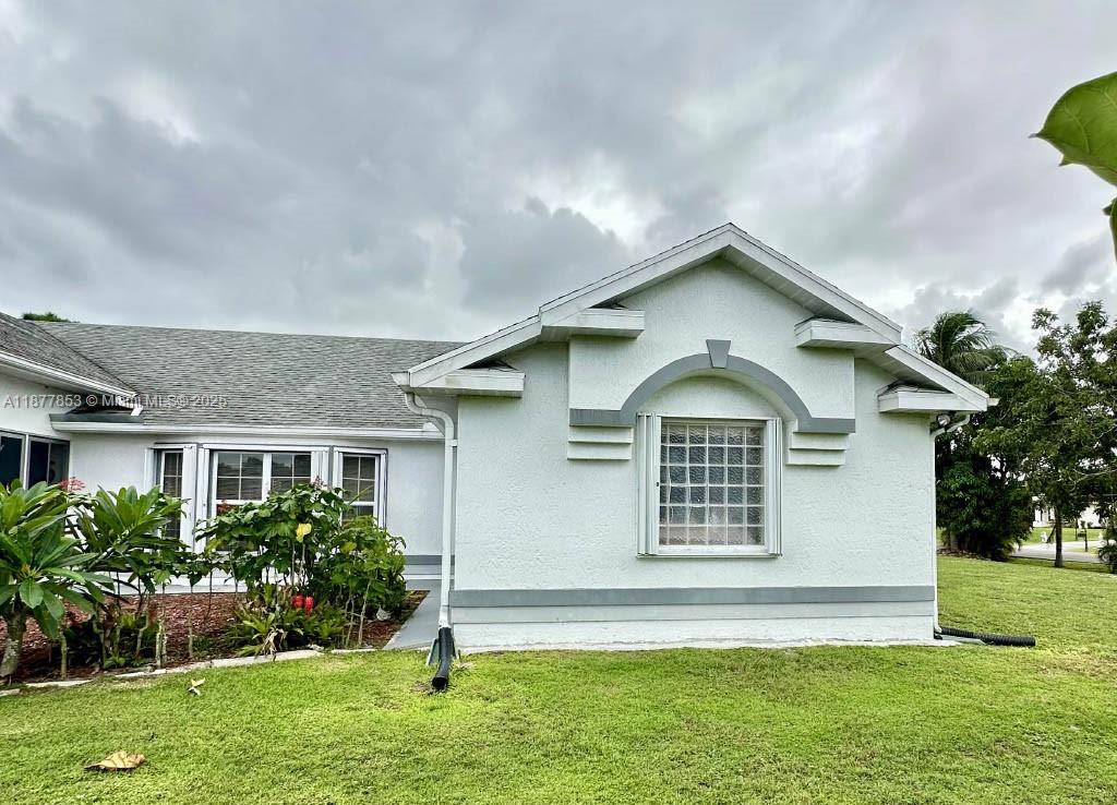 SOUTH BEND LAKE ESTATES U - Residential