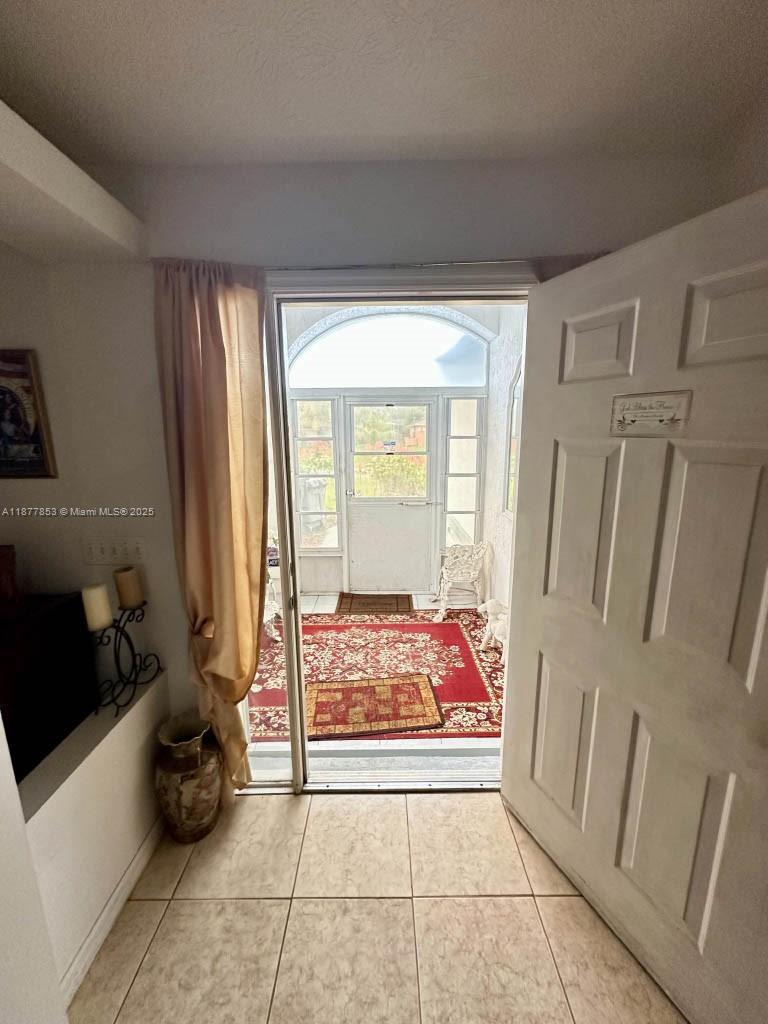 SOUTH BEND LAKE ESTATES U - Residential